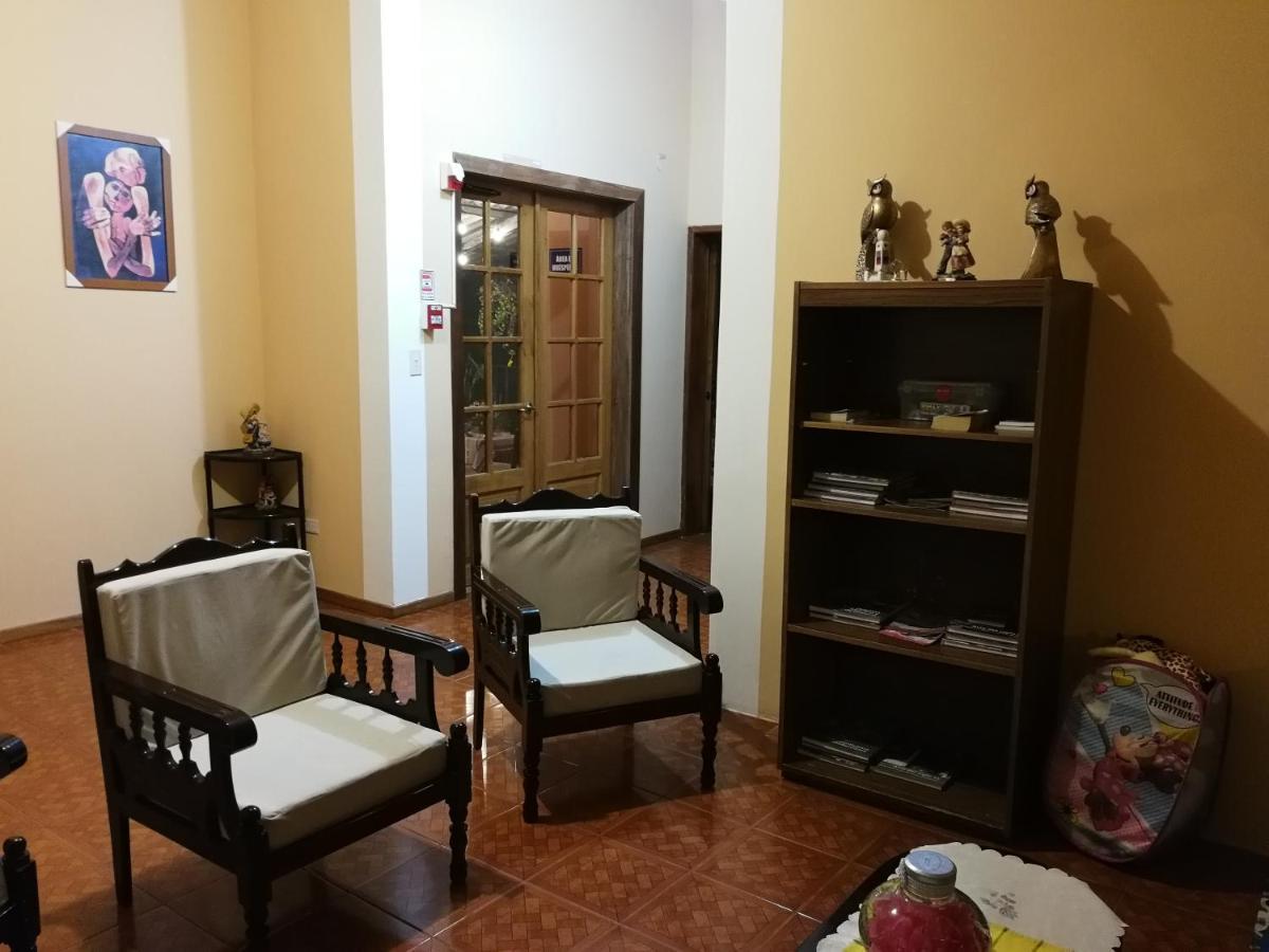 Chapelet Hostal Tababela Exterior foto